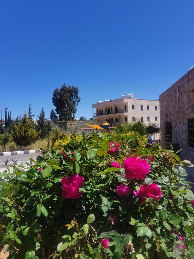 Madaba Camp Resort Εξωτερικό φωτογραφία